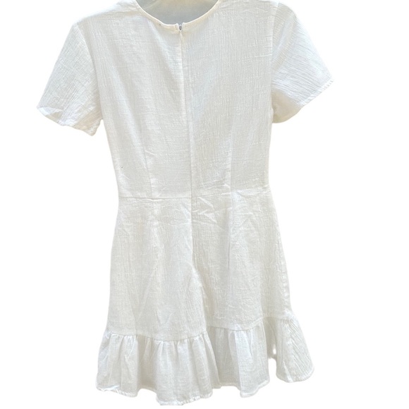 Princess Polly Womens size 4 Company for One white wrap dress-DEFECT👇🏼 - Picture 3 of 9
